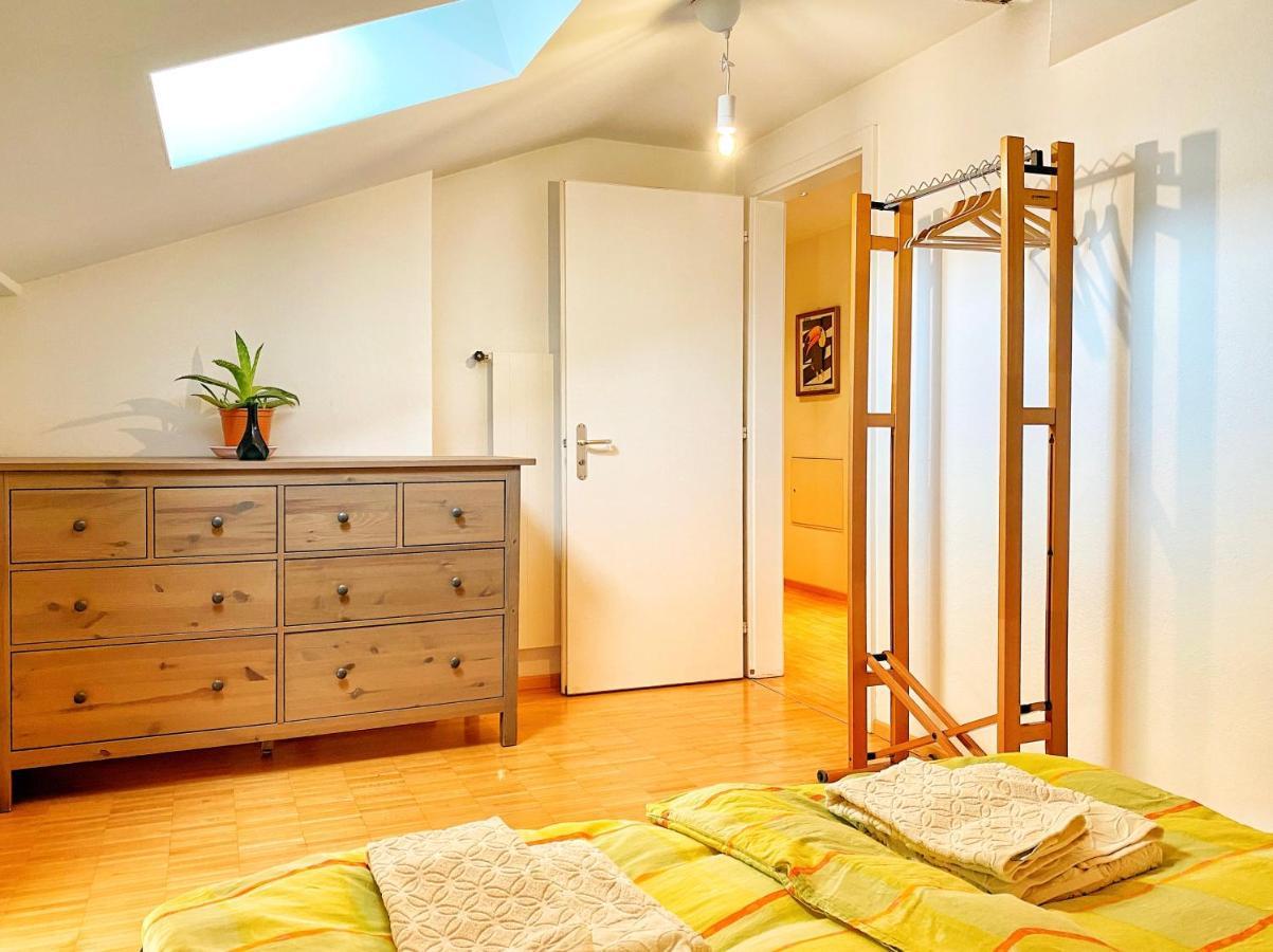 Cozy Apartment By The The Lake Of Lugano Luaran gambar